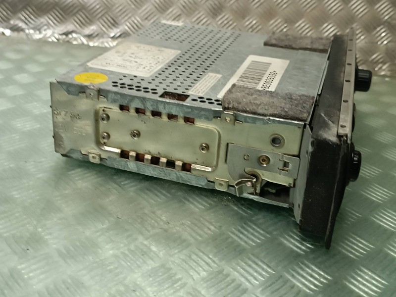 Recambio de sistema audio / radio cd para audi a4 berlina (8e) referencia OEM IAM 8E0035152  