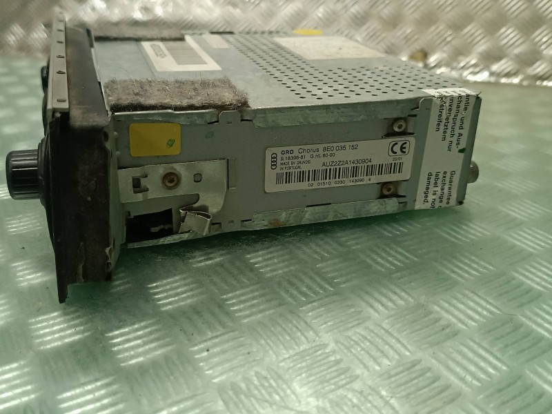 Recambio de sistema audio / radio cd para audi a4 berlina (8e) referencia OEM IAM 8E0035152  