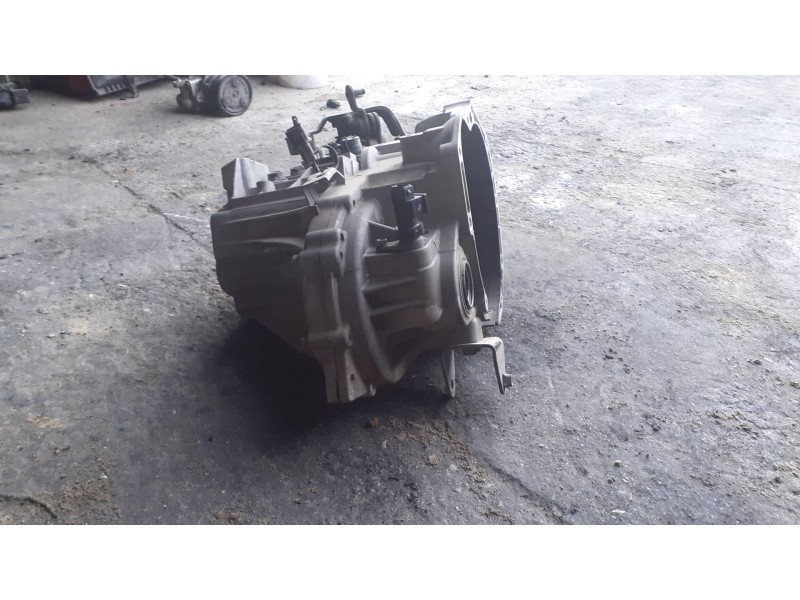 Recambio de caja cambios para hyundai i10 referencia OEM IAM M81569 967082 
