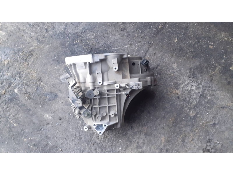Recambio de caja cambios para hyundai i10 referencia OEM IAM M81569 967082 