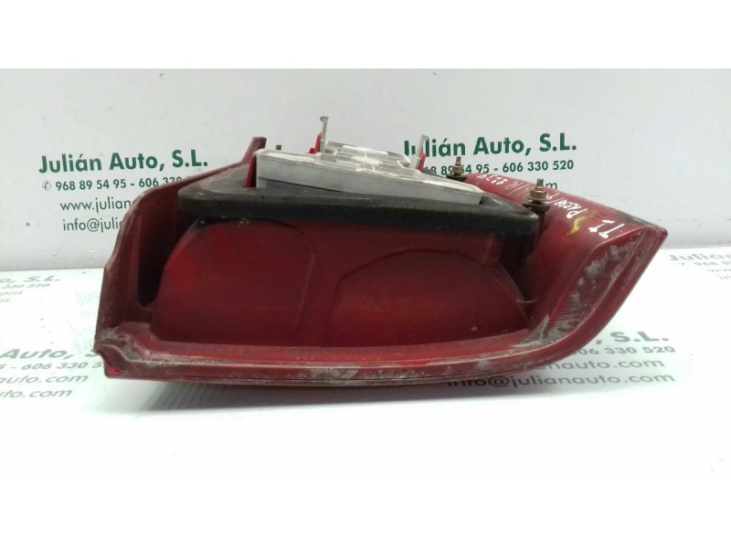 Recambio de piloto trasero izquierdo para volkswagen passat berlina (3b2) comfortline referencia OEM IAM 3B5945095F  