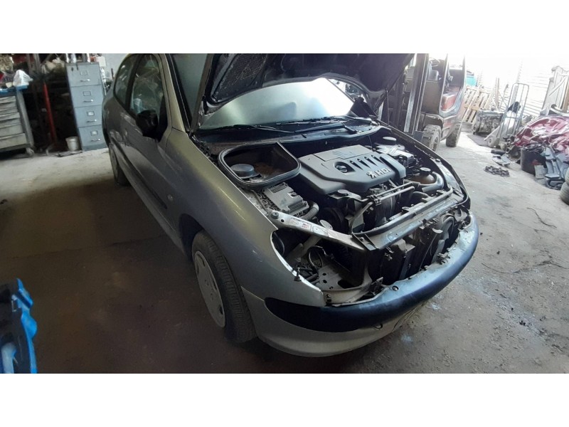 peugeot 206 berlina del año 2003