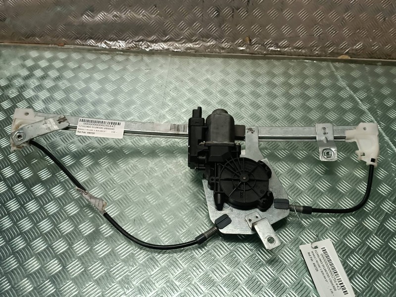 Recambio de elevalunas delantero izquierdo para renault megane ii berlina 5p referencia OEM IAM 440726  ELECTRICO