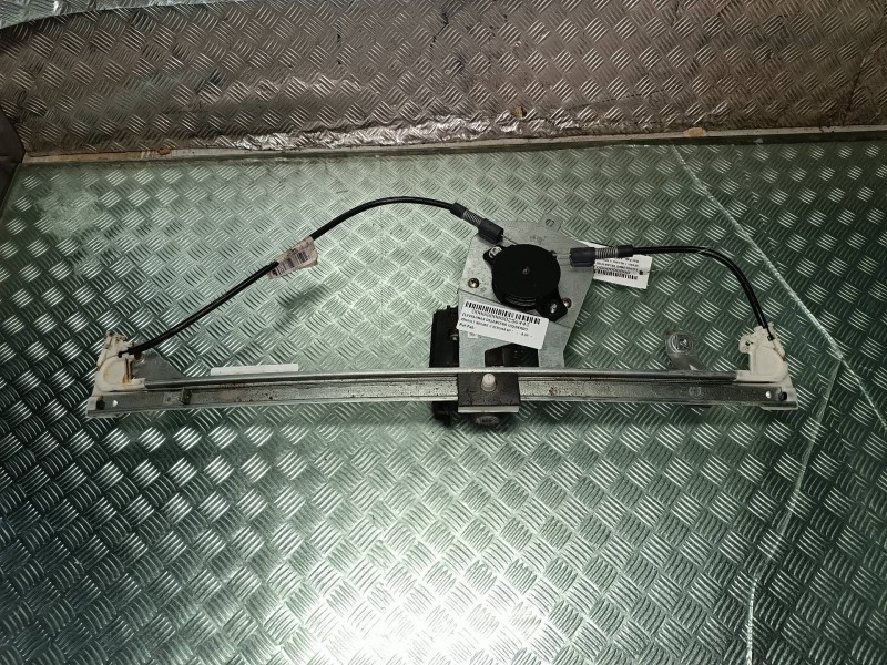 Recambio de elevalunas delantero izquierdo para renault megane ii berlina 5p referencia OEM IAM 440726  ELECTRICO