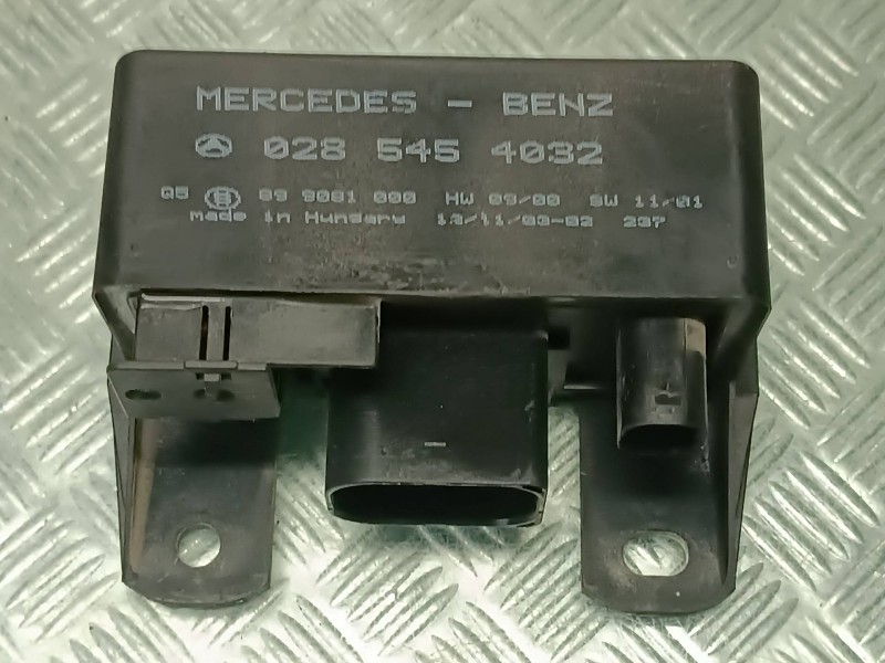 Recambio de caja precalentamiento para mercedes-benz clase m (w163) referencia OEM IAM 0285454032  