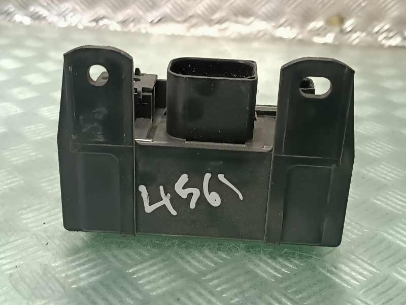 Recambio de caja precalentamiento para mercedes-benz clase m (w163) referencia OEM IAM 0285454032  