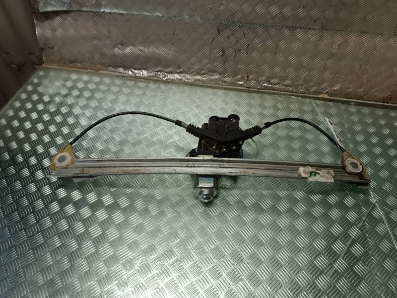 Recambio de elevalunas trasero derecho para mercedes-benz clase m (w163) referencia OEM IAM 63807940  ELECTRICO
