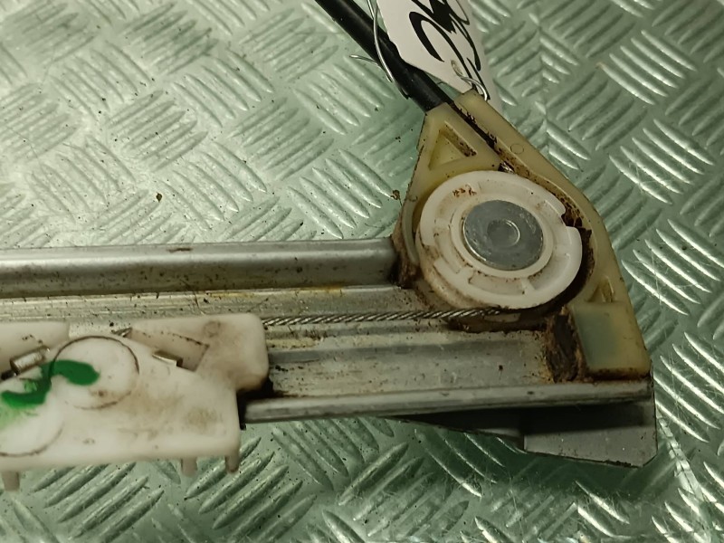 Recambio de elevalunas trasero derecho para mercedes-benz clase m (w163) referencia OEM IAM 63807940  ELECTRICO