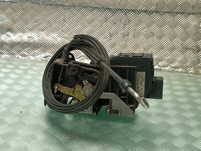 Recambio de cerradura puerta delantera izquierda para mercedes-benz clase m (w163) referencia OEM IAM A1637202935 20461104 