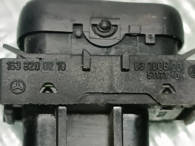 Recambio de interruptor para mercedes-benz clase m (w163) referencia OEM IAM 1638200210 03100620 CALEFACCION ASIENTO