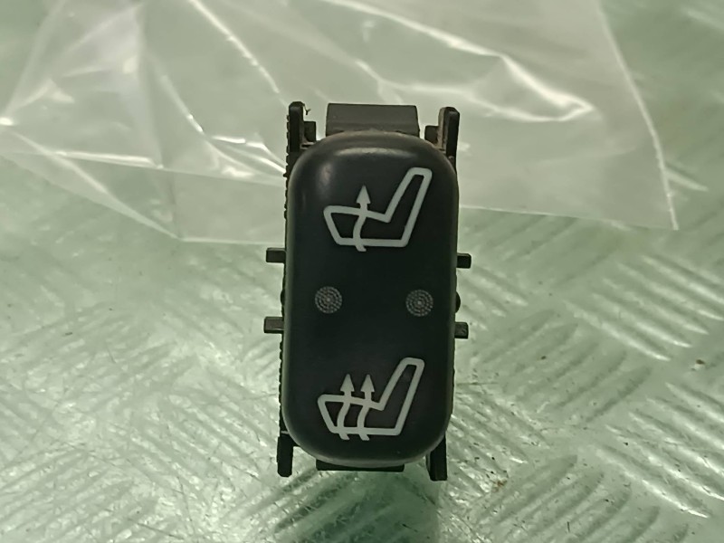 Recambio de interruptor para mercedes-benz clase m (w163) referencia OEM IAM 1638200210  CALEFACCION ASIENTO