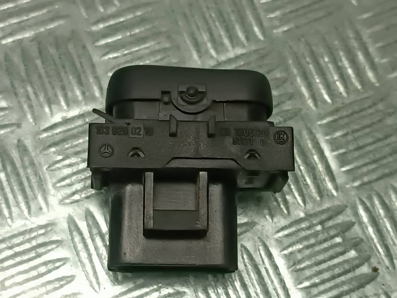 Recambio de interruptor para mercedes-benz clase m (w163) referencia OEM IAM 1638200210  CALEFACCION ASIENTO