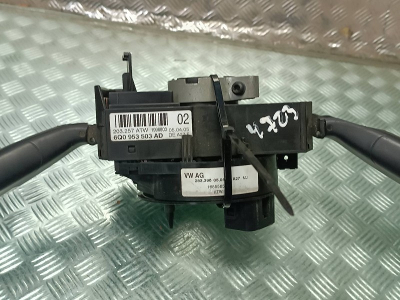 Recambio de mando luces para seat ibiza (6l1) referencia OEM IAM 6Q0953503AD 203257ATW 