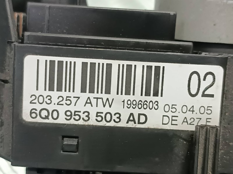 Recambio de mando luces para seat ibiza (6l1) referencia OEM IAM 6Q0953503AD 203257ATW 