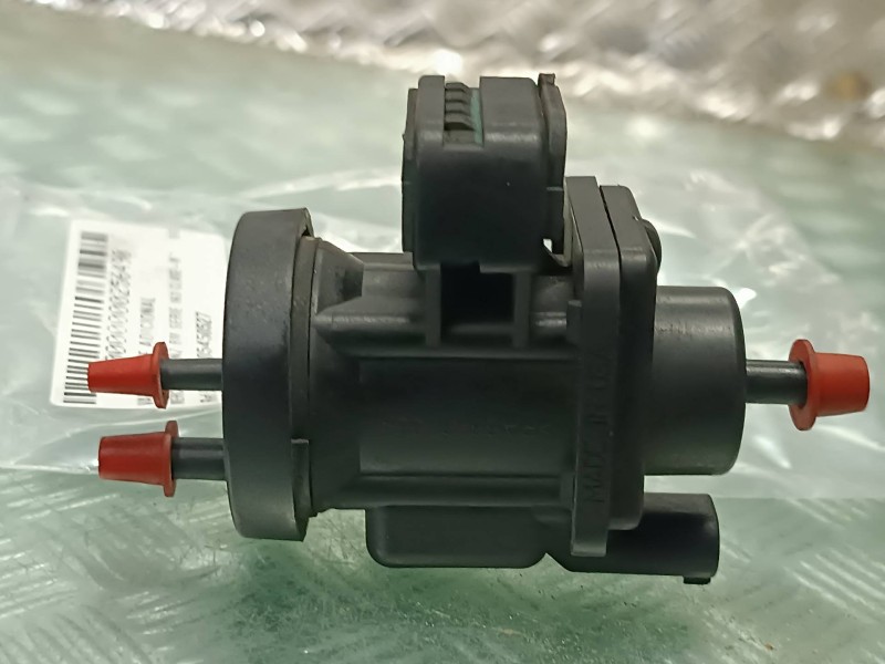 Recambio de valvula aire adicional para mercedes-benz clase m (w163) referencia OEM IAM A0005450527  CONECTOR 2 PINES