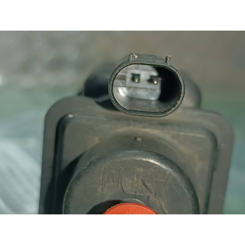 Recambio de valvula aire adicional para mercedes-benz clase m (w163) referencia OEM IAM A0005450527  CONECTOR 2 PINES