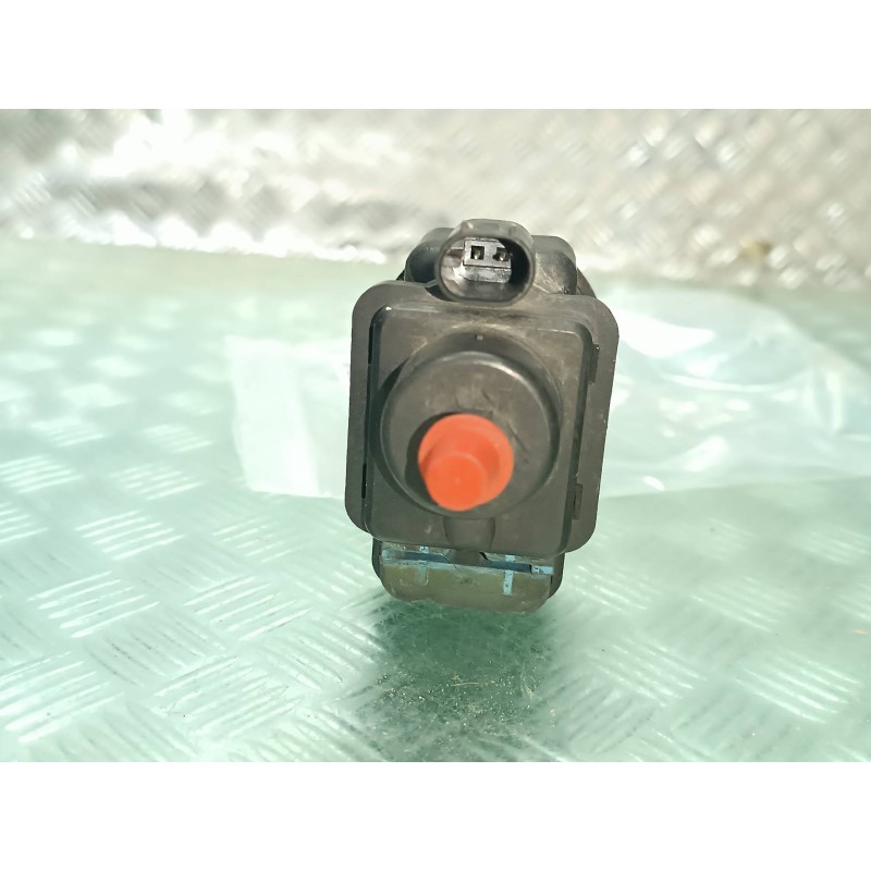 Recambio de valvula aire adicional para mercedes-benz clase m (w163) referencia OEM IAM A0005450527  CONECTOR 2 PINES