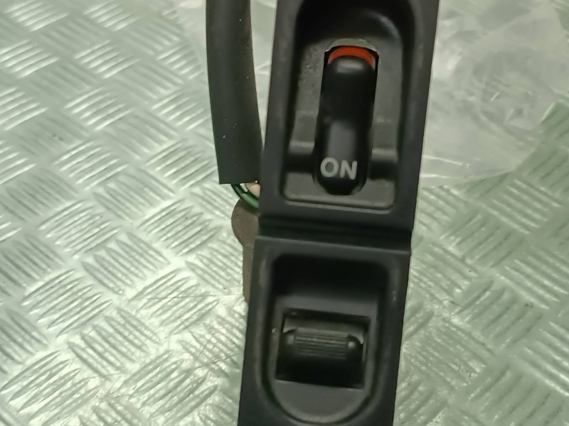 Recambio de mando elevalunas delantero izquierdo para mg rover serie 400 (rt) referencia OEM IAM   CONECTOR 5 PINES