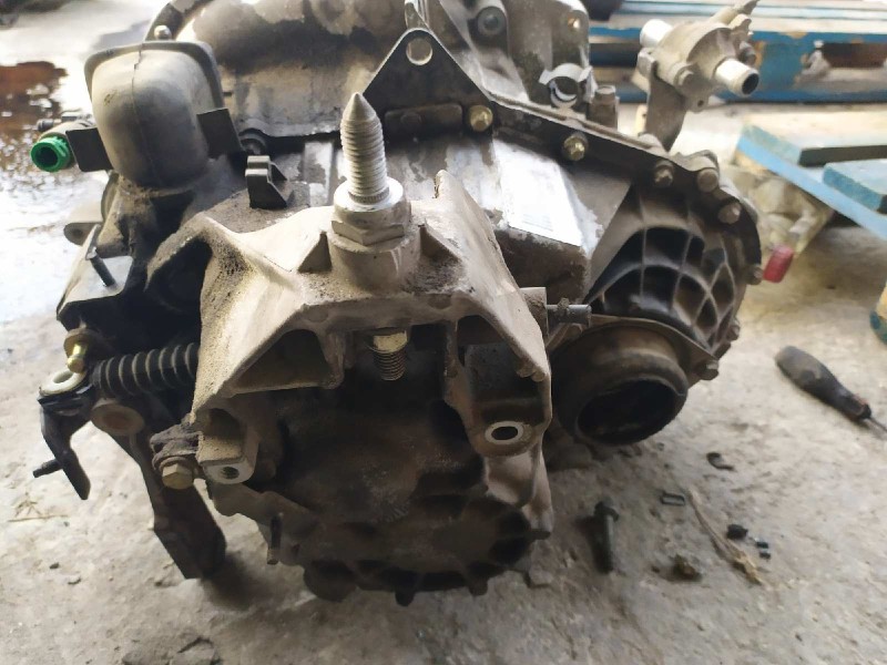 Recambio de caja cambios para renault laguna (b56) 1.9 dci diesel cat referencia OEM IAM PK1AA061  5 VELOCIDADES