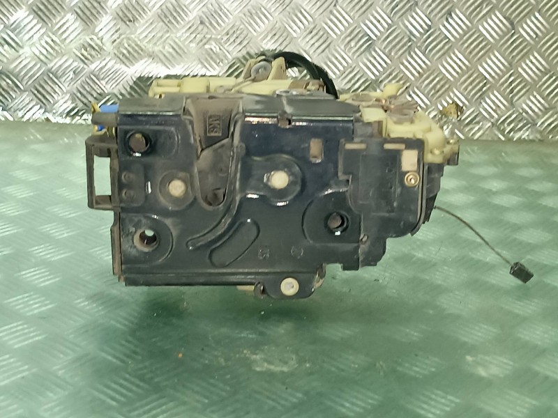 Recambio de cerradura puerta delantera derecha para seat ibiza (6l1) referencia OEM IAM 3B1837016BQ  