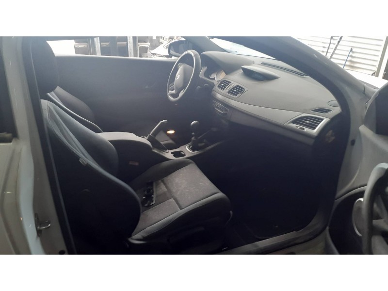 renault megane iii coupe del año 2009