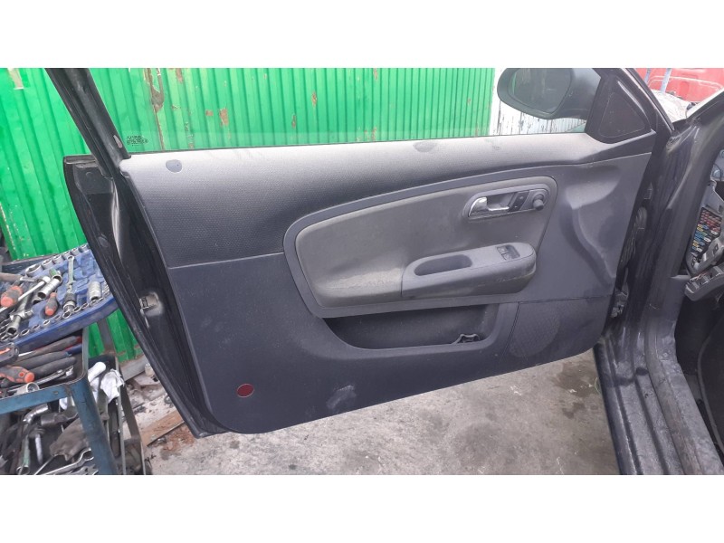 seat ibiza (6l1) del año 2006