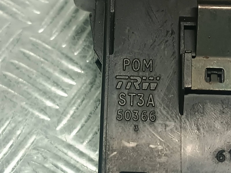 Recambio de interruptor para mg rover serie 400 (rt) referencia OEM IAM 50366 ST3A LUNETA TERMICA