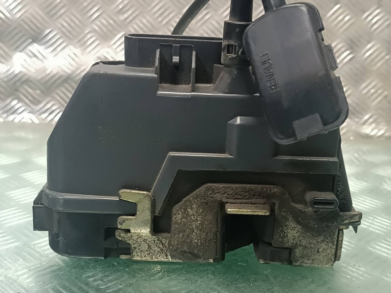 Recambio de cerradura puerta delantera izquierda para renault megane ii berlina 5p referencia OEM IAM   