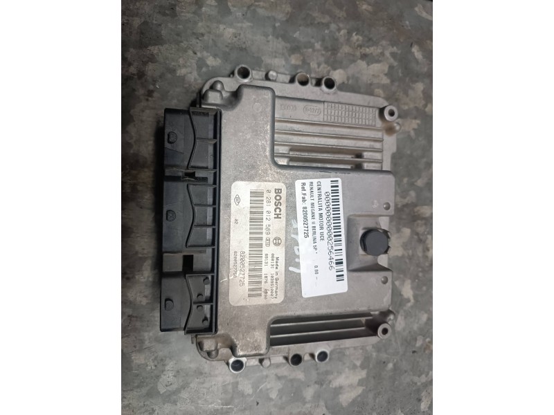 Recambio de centralita motor uce para renault megane ii berlina 5p referencia OEM IAM 8200527725 0281012589 BOSCH