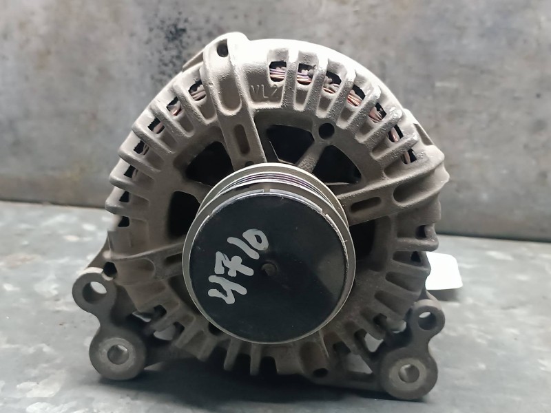 Recambio de alternador para seat leon (1p1) referencia OEM IAM 06F903023C  140A