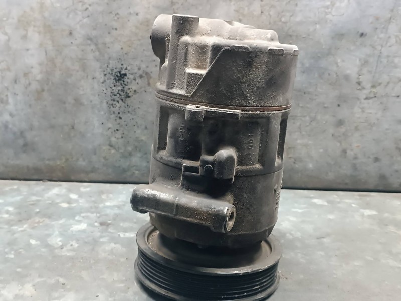 Recambio de compresor aire acondicionado para renault megane iii berlina 5 p referencia OEM IAM GE3825230  