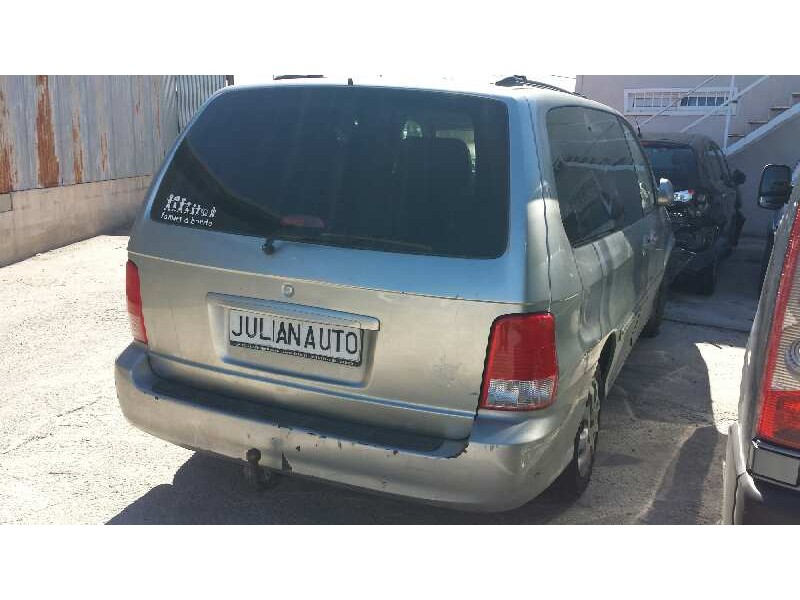 kia carnival ii del año 2004