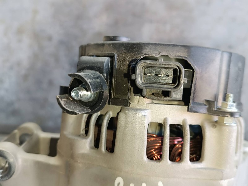 Recambio de alternador para ford focus berlina (cak) referencia OEM IAM   3 PINES
