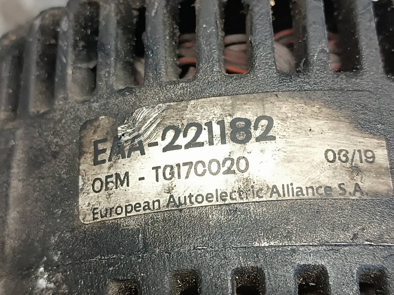 Recambio de alternador para audi a6 berlina (4f2) referencia OEM IAM EAA221182 T0170020 