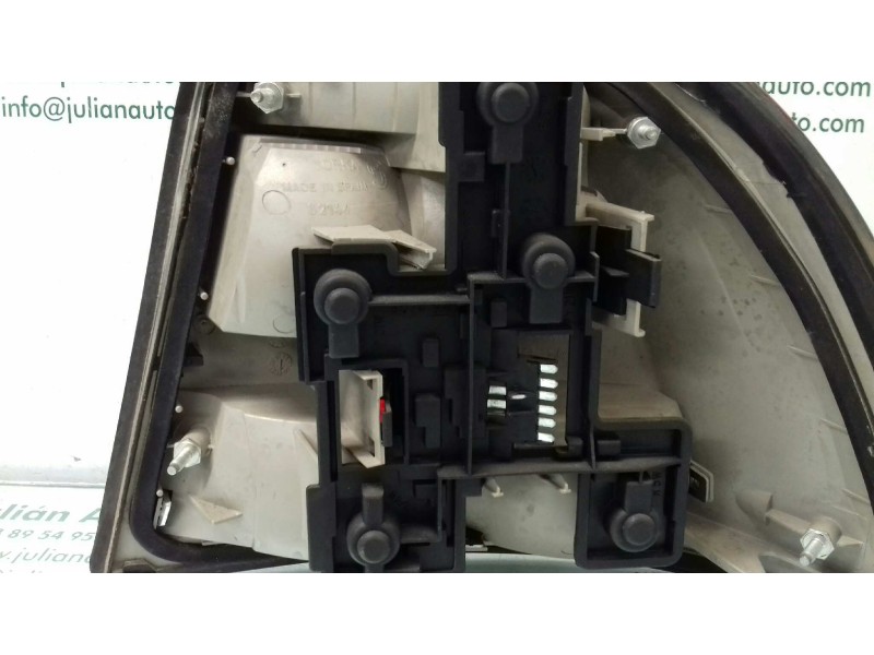 Recambio de piloto trasero izquierdo para opel vectra b berlina básico (1999) referencia OEM IAM 62144  YORKA