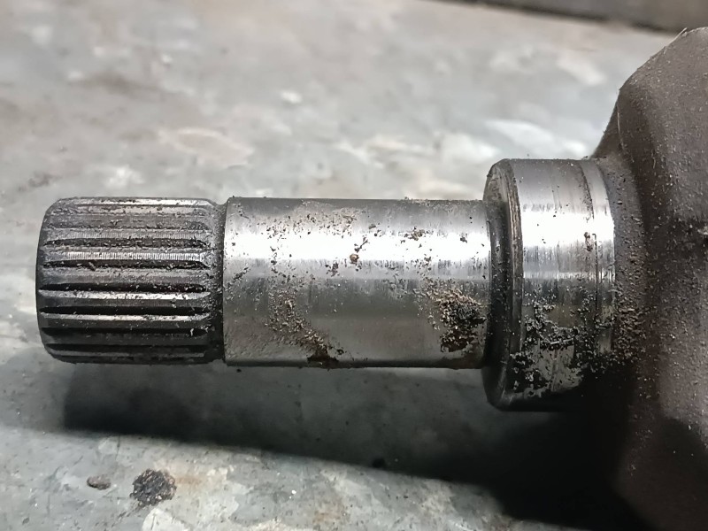 Recambio de transmision delantera izquierda para peugeot 207 referencia OEM IAM 9656135180 3745810 8NN25