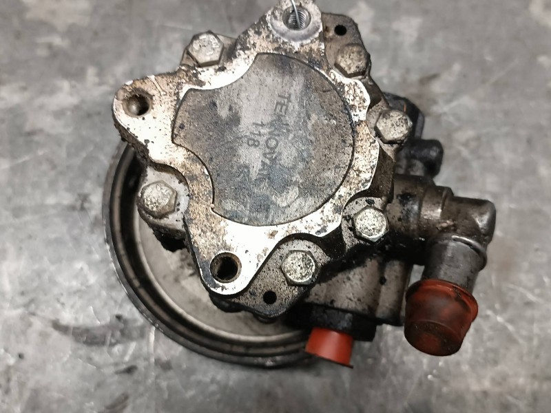 Recambio de bomba direccion para audi a6 berlina (4f2) referencia OEM IAM 059145255A  