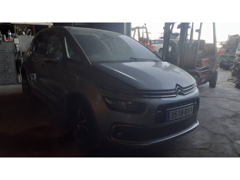 citroen c4 berlina del año 2019