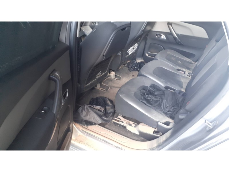 citroen c4 berlina del año 2019