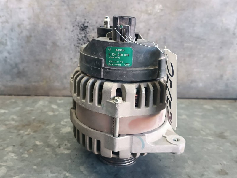 Recambio de alternador para hyundai i10 referencia OEM IAM 3730002570 0124220008 70A