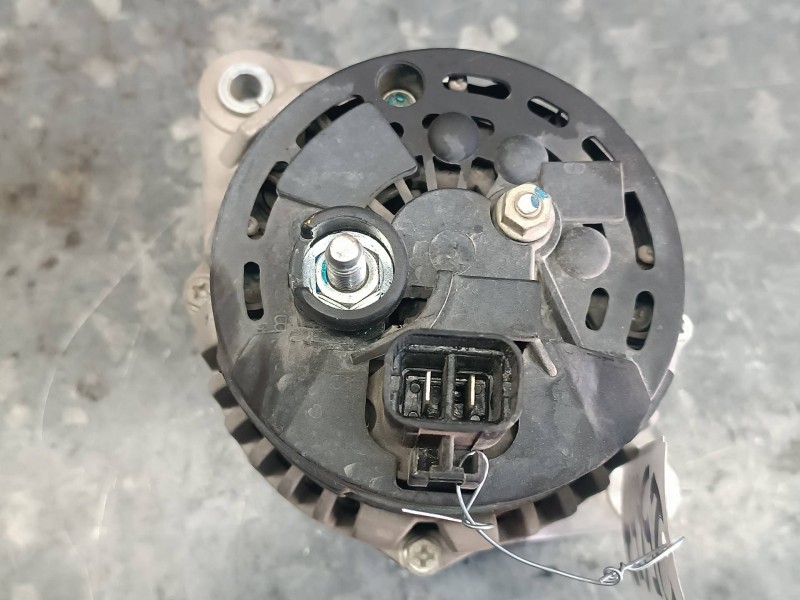 Recambio de alternador para hyundai i10 referencia OEM IAM 3730002570 0124220008 70A