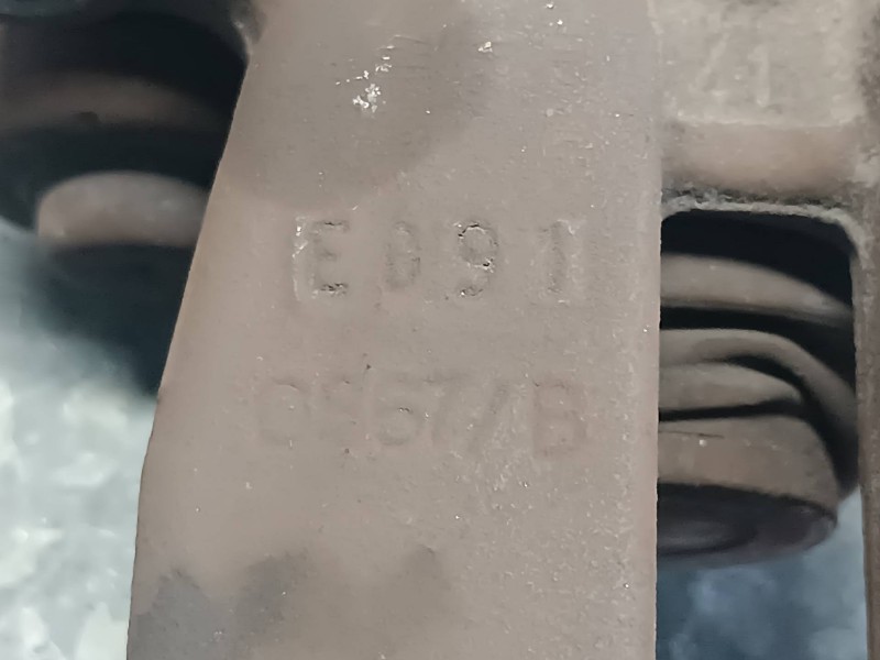 Recambio de pinza de freno trasera derecha para audi a6 berlina (4f2) referencia OEM IAM 32329695 E0910857B TRW