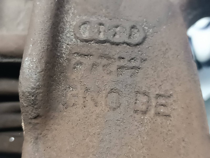 Recambio de pinza de freno trasera derecha para audi a6 berlina (4f2) referencia OEM IAM 32329695 E0910857B TRW