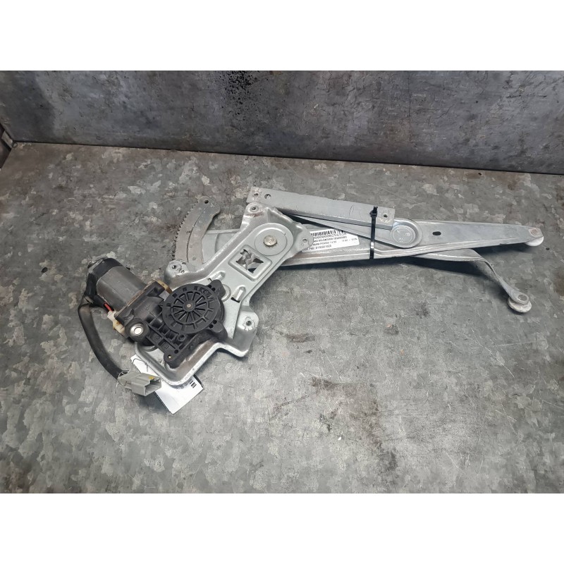 Recambio de elevalunas delantero izquierdo para citroen xsara picasso 1.6 sx referencia OEM IAM 0130821628 191395000 BOSCH