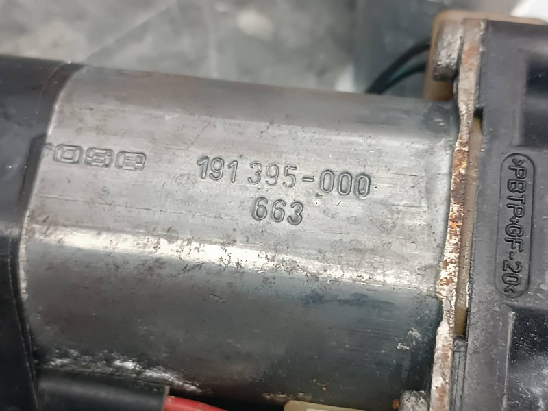 Recambio de elevalunas delantero izquierdo para citroen xsara picasso 1.6 sx referencia OEM IAM 0130821628 191395000 BOSCH