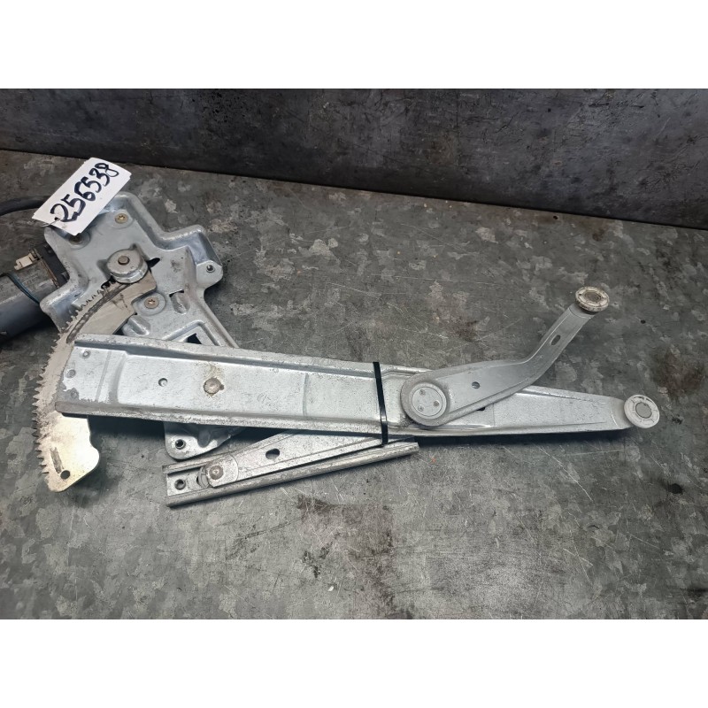 Recambio de elevalunas delantero izquierdo para citroen xsara picasso 1.6 sx referencia OEM IAM 0130821628 191395000 BOSCH