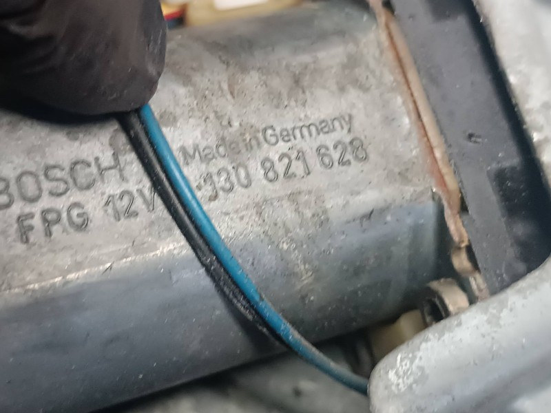 Recambio de elevalunas delantero izquierdo para citroen xsara picasso 1.6 sx referencia OEM IAM 0130821628 191395000 BOSCH