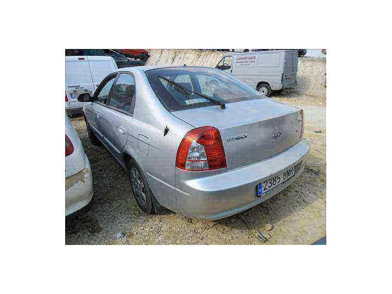 kia shuma ii del año 2001