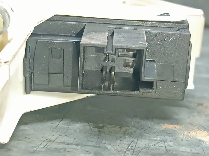 Recambio de motor elevalunas delantero izquierdo para audi a6 berlina (4f2) referencia OEM IAM 4F0959801B 995078 