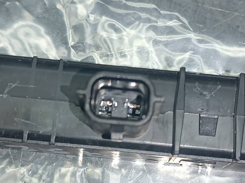 Recambio de luz central de freno para dacia duster ii referencia OEM IAM 265958992D  